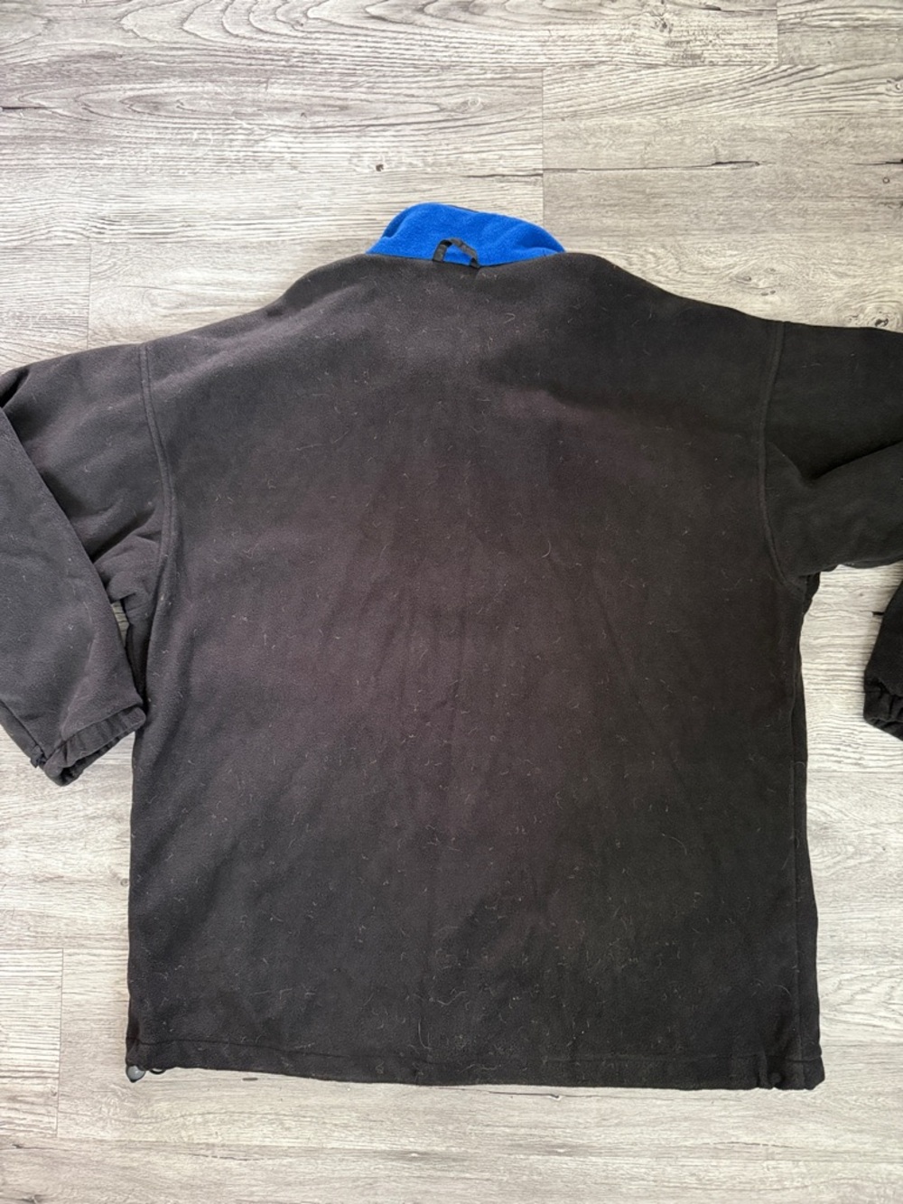 Columbia Men’s Black Fleece Jacket with Royal Blue Chest Panel - Picture 3 of 3